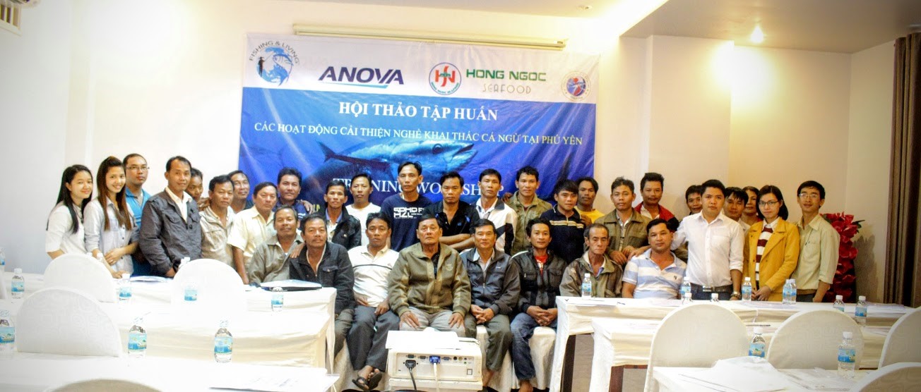 Hình ảnh minh họa bài viết: Tập huấn mẫu Nhật ký khai thác mới của WCPFC cho ngư dân khai thác cá ngừ tại Phú Yên