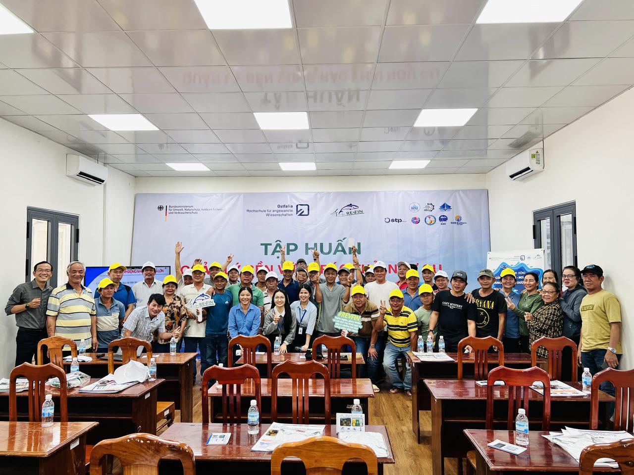 Hình ảnh minh họa bài viết: Tập huấn cộng đồng hướng đến giảm thiểu rác thải ngư cụ và phát triển nghề cá bền vững